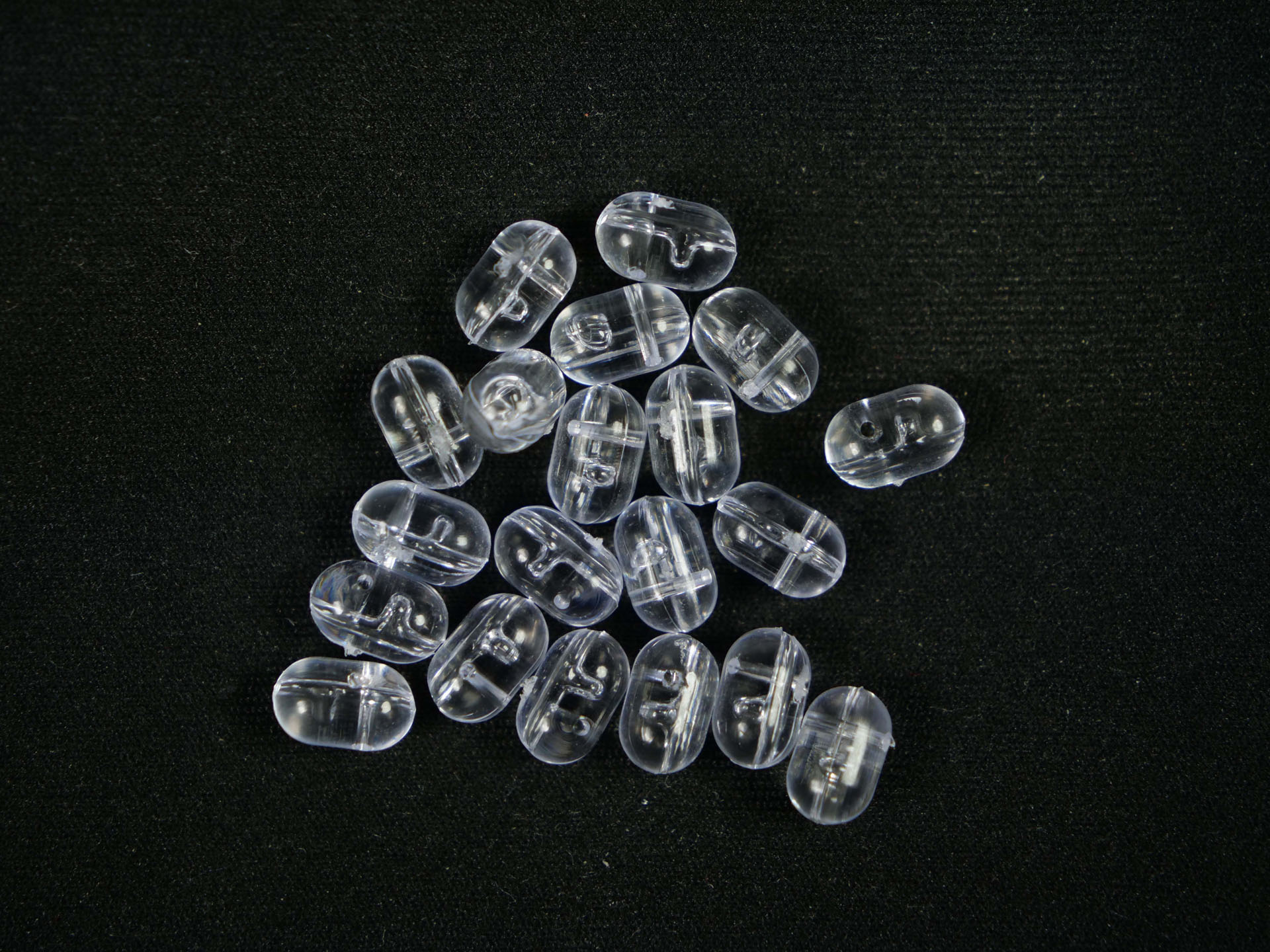 Immagine di OVAL CROSS BEAD XL X20