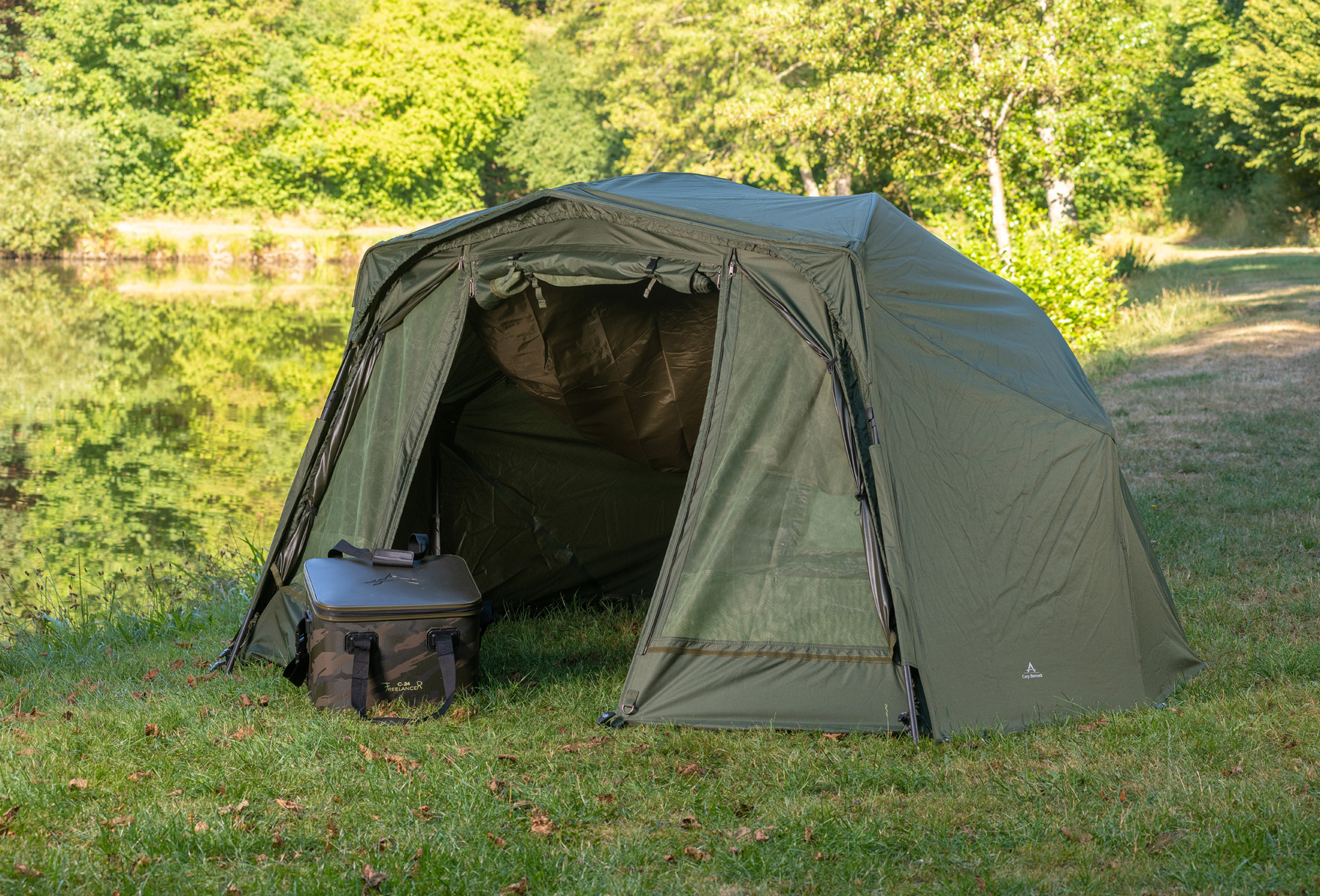 Bild von Carp Barrack tent