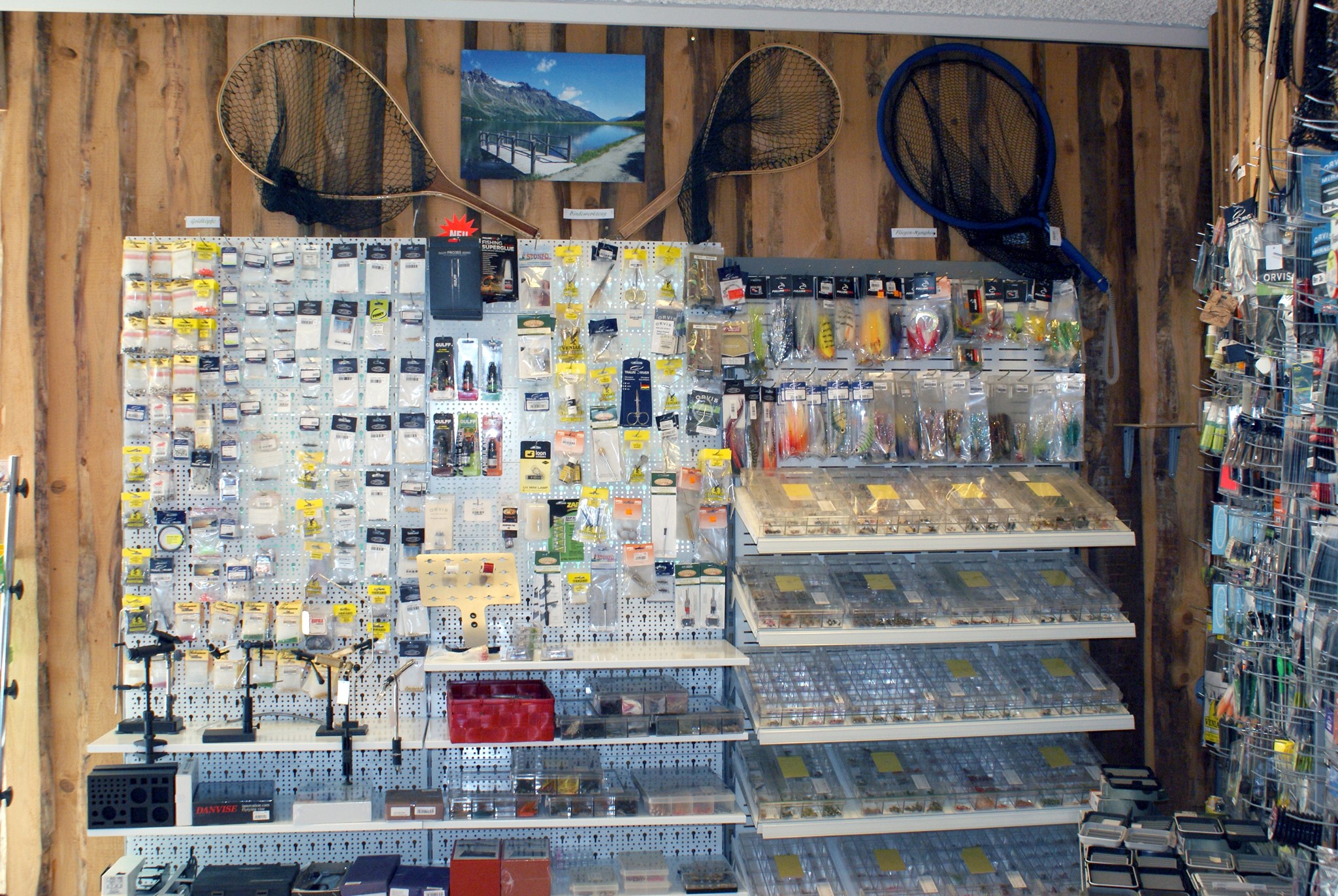 FUNFISH Fischereiartikel. Impressionen