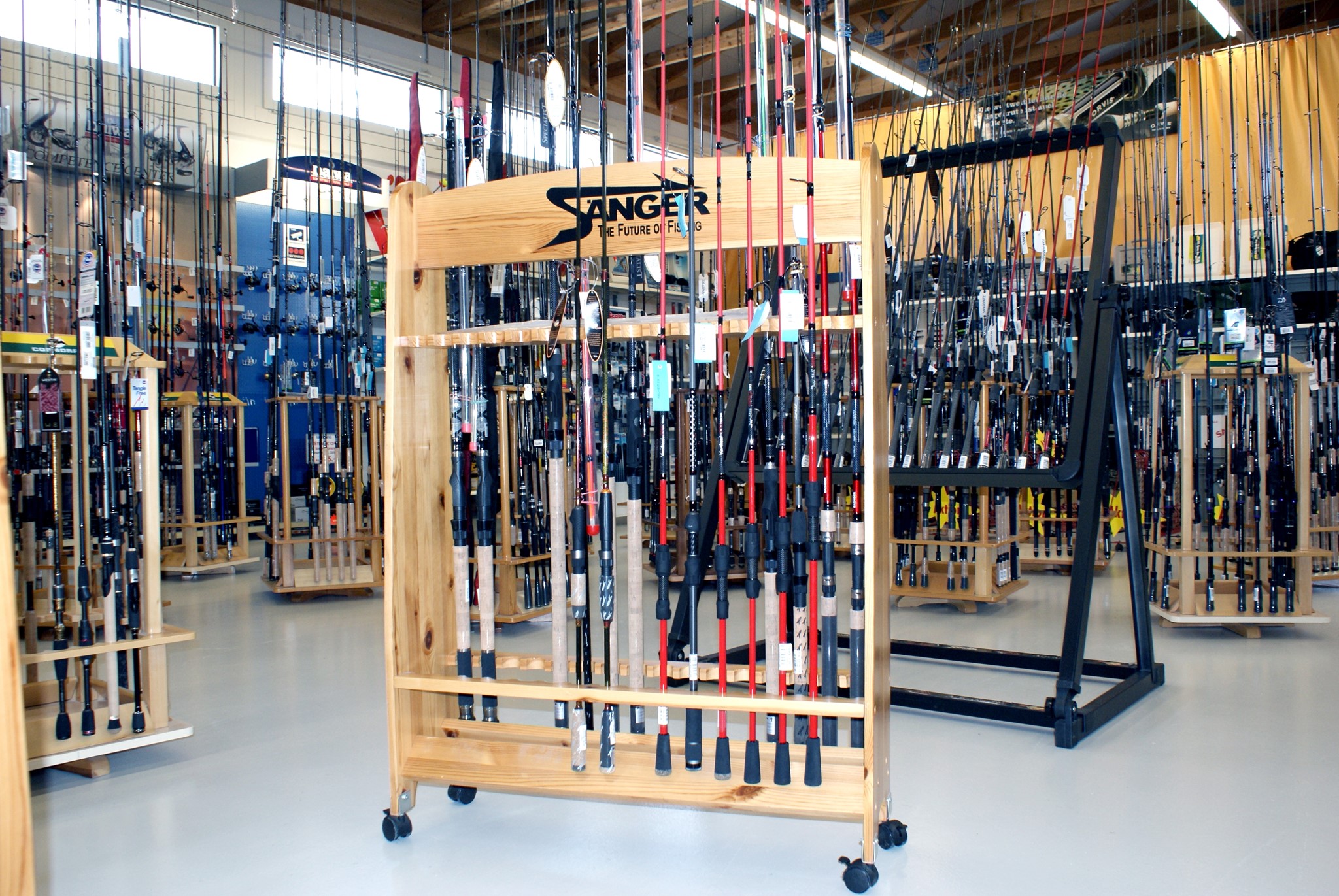 FUNFISH Fischereiartikel. Impressionen